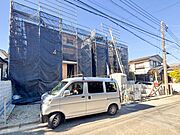 道路と高低差のない立地は生活しやすく魅力的ですね。