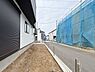 その他：コンパクトなお庭には物置を置いたり、色々と使い道がございます。
