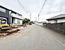その他：カースペース2台完備しています。前面道路とフラットなカースペースなので、ストレスなく駐車していただけます。