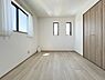 室内：収納もしっかりした洋室は生活にゆとりを与えます。
