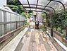 駐車場：2台駐車可能なゆとりあるカースペース。