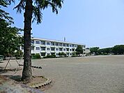 座間市立東原小学校まで481m