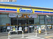 ミニストップ綾瀬大上店まで488m