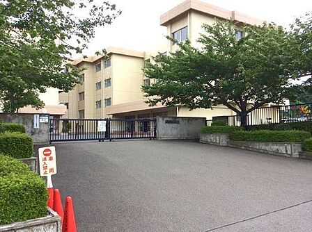 海老名市立杉本小学校まで794m