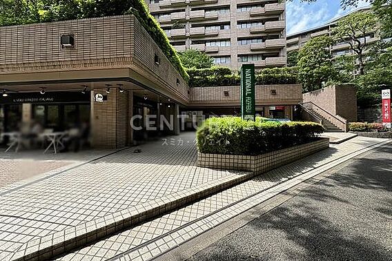 建物内テナント