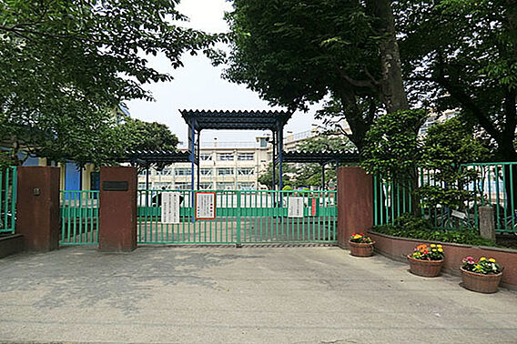 世田谷区立砧小...