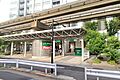 マルエツ港南ワ...