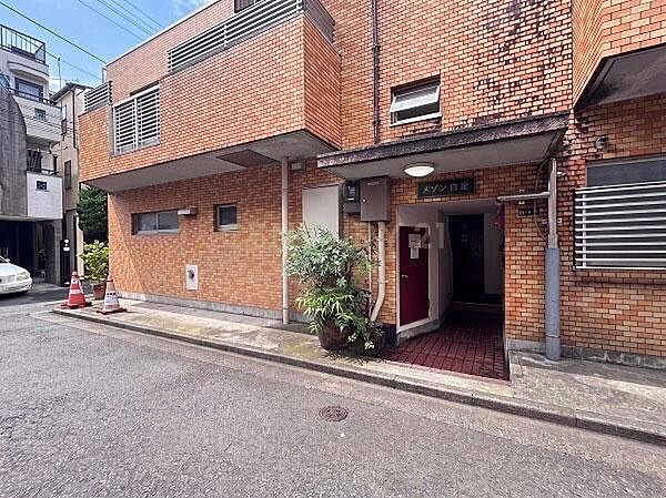 エントランスを拡大表示