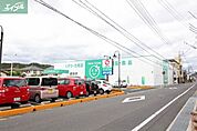 ザグザグ三門店 335m