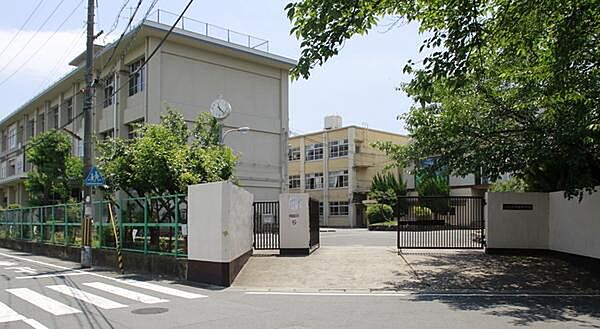 画像25:京都市立久世中学校まで603m