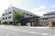 （財）療道協会西山病院まで504m