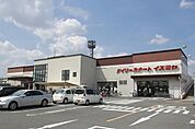 デイリーカナートイズミヤ羽束師店まで937m