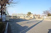 向日市立第5向陽小学校まで740m
