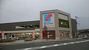 万代長岡京店まで202m