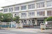 大山崎町立大山崎小学校まで1153m
