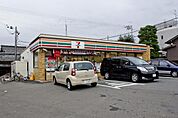 セブンイレブン向日梅ノ木店まで618m