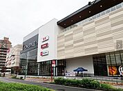 イオン天王町ショッピングセンターまで1134m、充実した食品フロア、フードコートやカフェ・レストラン、ライフスタイルに関するブランド店が複数入ったショッピングセンター