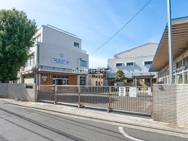 周辺を拡大表示