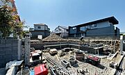 《外観》　■家族みんなが落ち着ける場所。明るい空間で心も暖か、朝から爽やかな気分。寝る時も包みこまれるようにふんわりと。家にいることが心と体に優しい暖かな暮らし。