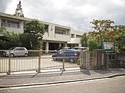 横浜市立市が尾中学校まで1049m