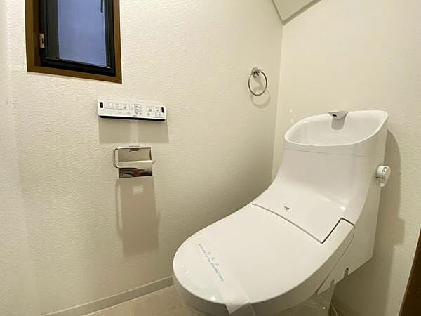 トイレを拡大表示