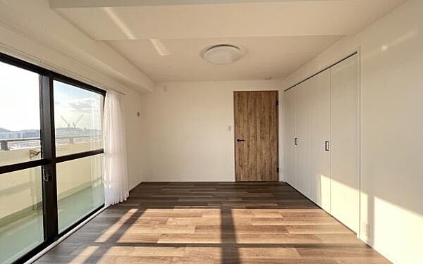 寝室を拡大表示