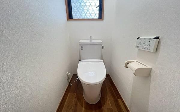 トイレを拡大表示