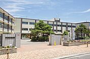 大津市立平野小学校まで1440m