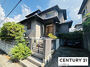 【外観】現地写真です！2014年に外壁塗装されております！空家に付き、即日ご見学可能です！