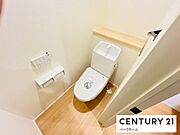 【トイレ】2階にもトイレを完備しているので便利です！