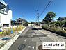 その他：前面道路は見通しがよく、車の切り返しもしやすい間口。