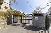 大津市立瀬田小学校まで1400m