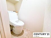 【トイレ】2階にもトイレを完備しているので便利です！