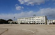 豊田市立豊南中学校まで928m