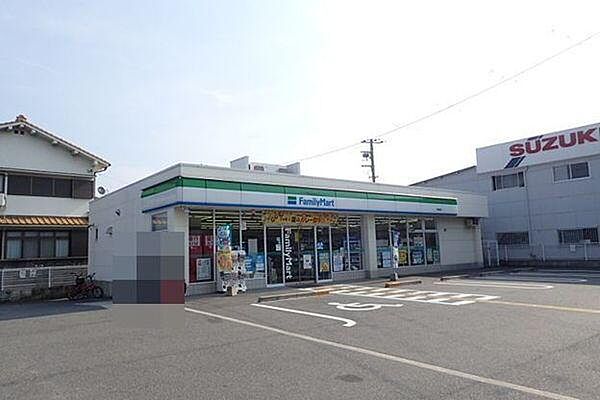 画像23:ファミリーマート堺草部店まで716m