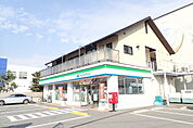 ファミリーマート 堺鳳北町店まで656m