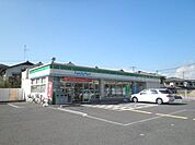 ファミリーマート和泉府中七丁目店まで254m