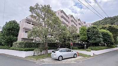 外観：《外観》　■ここから一つ一つ思い出を紡いでいく。マイホームはいつも家族の歴史とともにあります。