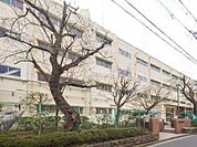 横浜市立岡村中学校まで554m