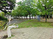永田みなみ台公園まで628m、プレイルームや絵本などもあるログハウスのある公園。各種イベントも開催されています。