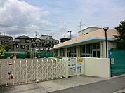 渋谷保育園まで330m、小さい子どもから大きい子どもまで仲良くすること、身体を動かしたくさん遊ぶことの2つを保育の大きな柱としています。