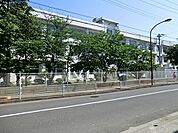 横須賀市立久里浜中学校まで2759m