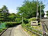 周辺：奈良町第二公園まで597m、サクラがたくさんある公園です。ベンチ、健康遊具、ブランコ、鉄棒があります。