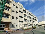 横浜市立矢部小学校まで1102m