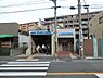 周辺：横浜市営地下鉄ブルーライン　下永谷駅まで549m、駅周辺にはコンビニや医療機関が多くあり通勤・通学時に利用出来ます。駅への出入口が1箇所しかないので迷う事もありません。