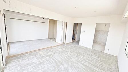 《リビングダイニング》 ■寛ぎとご家族とのコミュニケーションを育む居心地のよい場所。