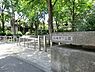 周辺：箕輪舟下公園まで323m、集合住宅に囲まれたちょっとした広場がある公園。