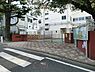 周辺：横浜市立寺尾小学校まで884m
