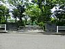 周辺：六浦大道公園まで316m、野球グラウンドを囲う形の公園です。遊具は少ないですが野球など見ながら遊べます。