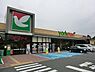 周辺：ヨークマート六浦店まで360m、イトーヨーカドー系列の食品に特化したスーパー。お料理レシピを無料配布、レシピに必要な食材もそろいます。